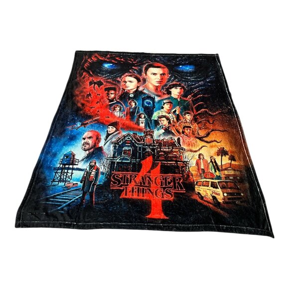 Stranger Things Season 4 Fleece Blanket – 2023 Netflix – Soft Throw with Charact - Picture 1 of 4